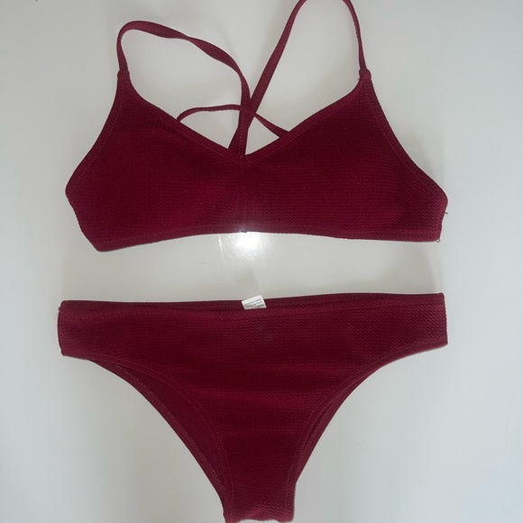 Bikini - Picture 2 of 2